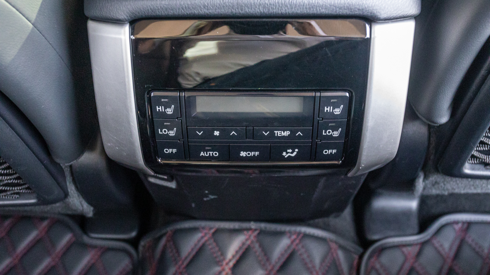 Toyota LAND CRUISER PRADO 2019 року з пробігом 128058 км, Універсал, Тойота Центр Дніпро "Алмаз Мотор" на Запорізькому шосе, м.Дніпро - 1780000 ГРН | Фото № 34