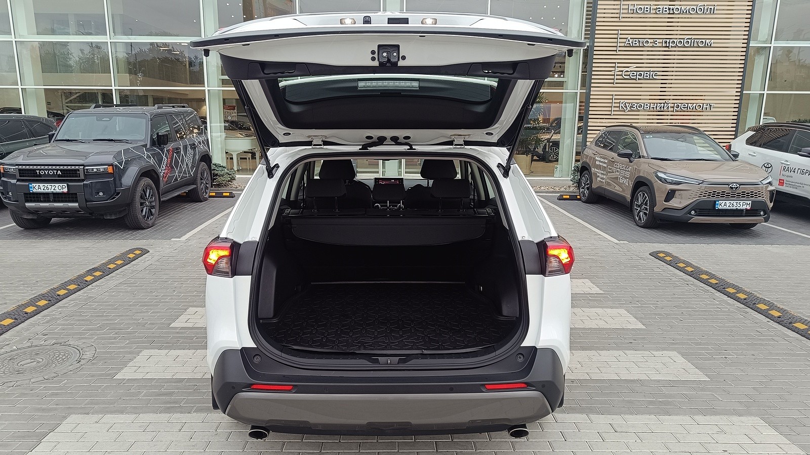 Toyota RAV4 2019 року з пробігом 107965 км, Універсал, Тойота Центр Київ "ВіДі Автострада", м.Київ - 1100000 ГРН | Фото № 10