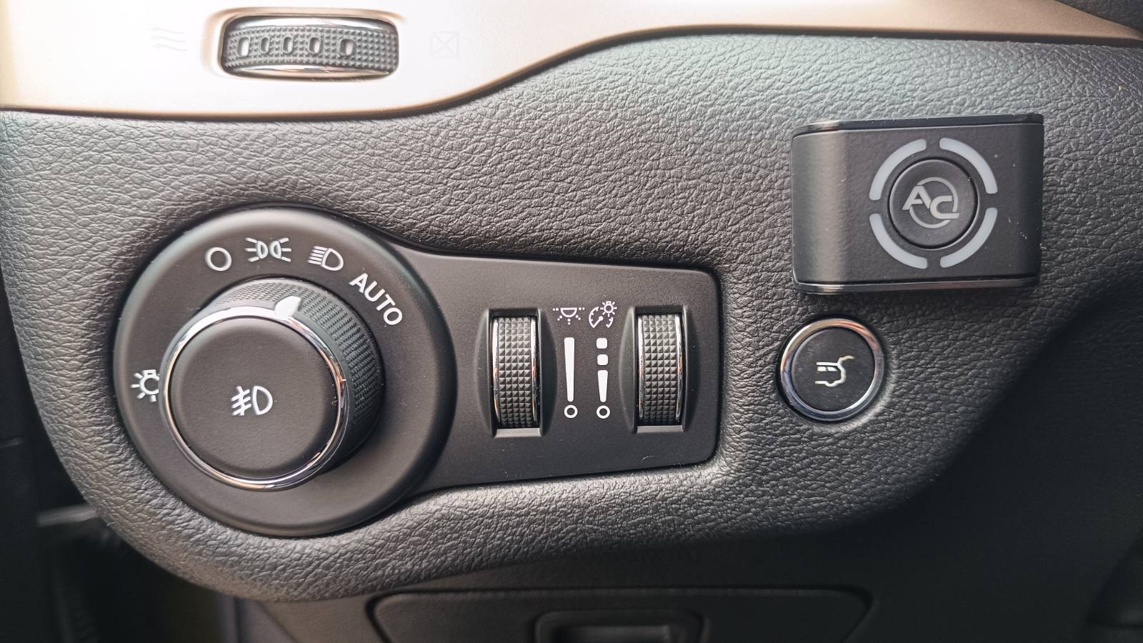 Інші авто JEEP CHEROKEE 2016 року з пробігом 152580 км, Універсал, Тойота Центр Київ «ВІДІ Аеропорт», м.Київ - 595000 ГРН | Фото № 14