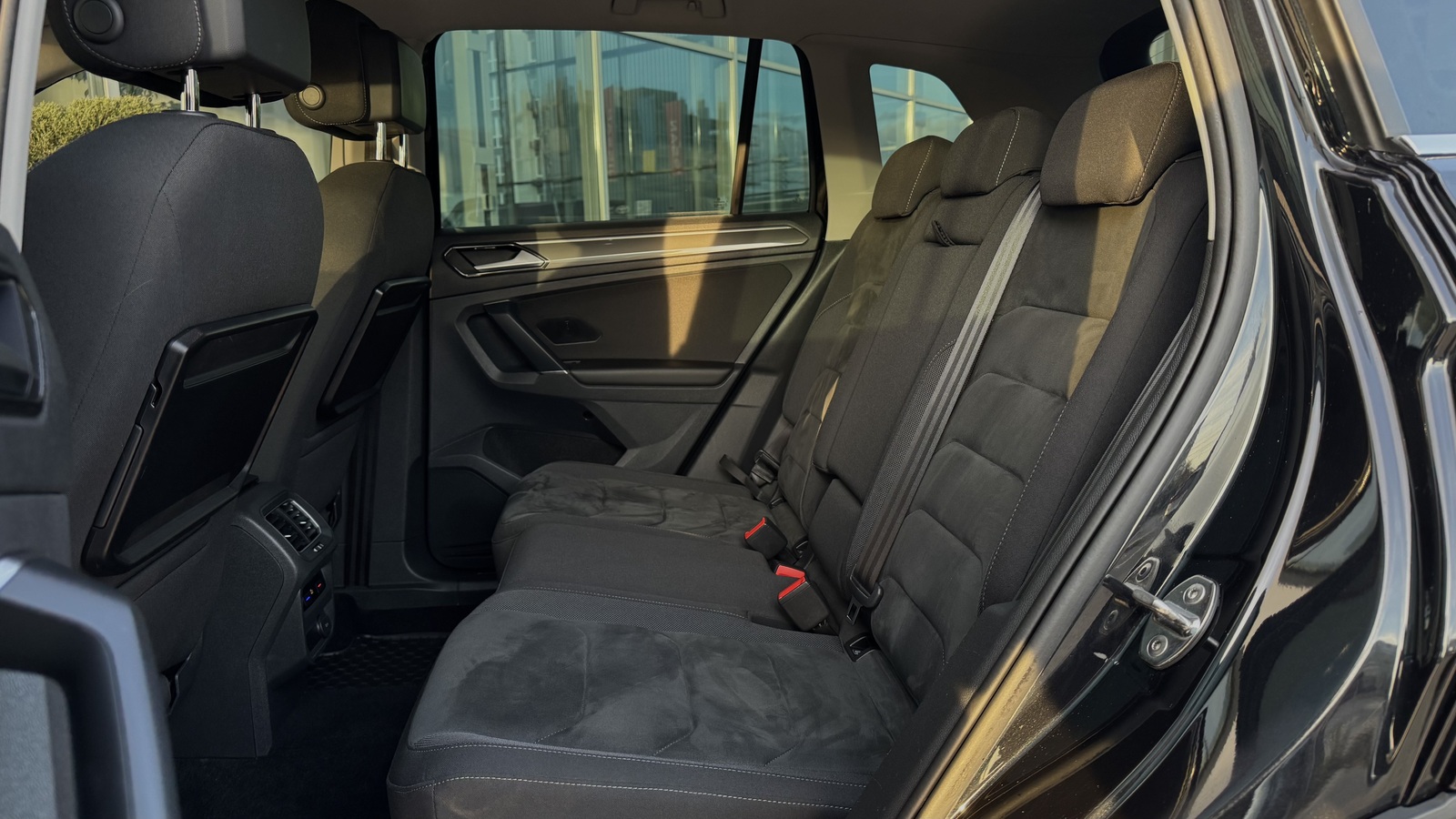 Інші авто VOLKSWAGEN TIGUAN 2016 року з пробігом 111936 км, Універсал, Тойота Центр Чернігів "Соллі-Плюс", м.Чернігів - 1030000 ГРН | Фото № 11