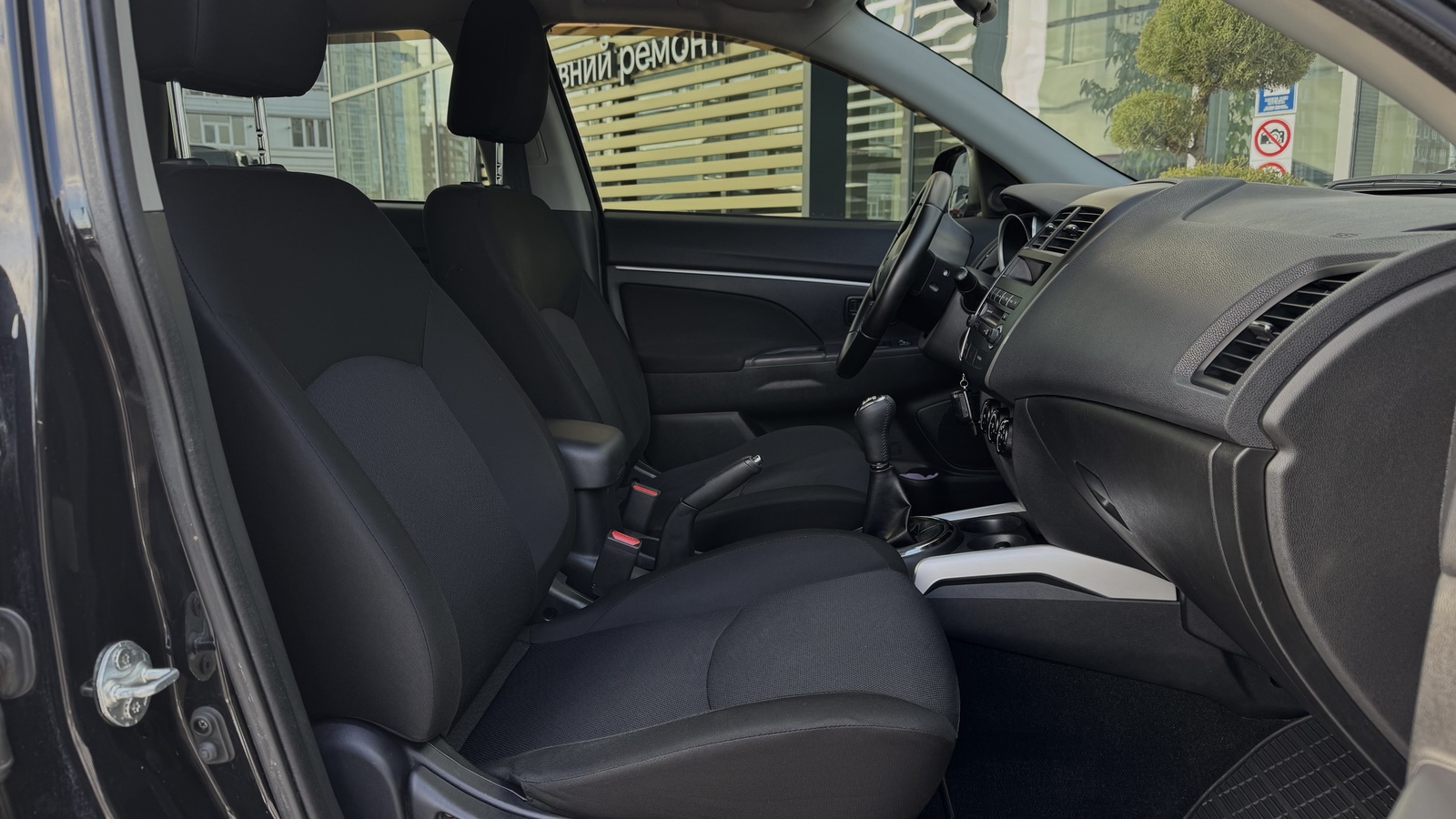 Інші авто MITSUBISHI ASX 2012 року з пробігом 164191 км, Універсал, Тойота Центр Чернігів "Соллі-Плюс", м.Чернігів - 375000 ГРН | Фото № 6