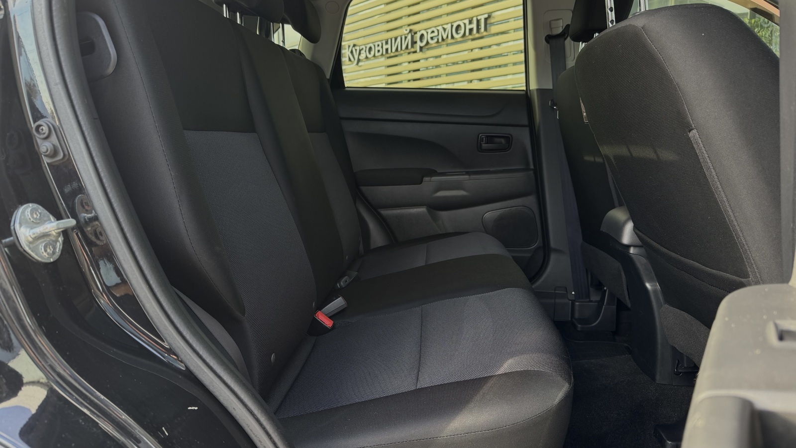 Інші авто MITSUBISHI ASX 2012 року з пробігом 164191 км, Універсал, Тойота Центр Чернігів "Соллі-Плюс", м.Чернігів - 375000 ГРН | Фото № 7