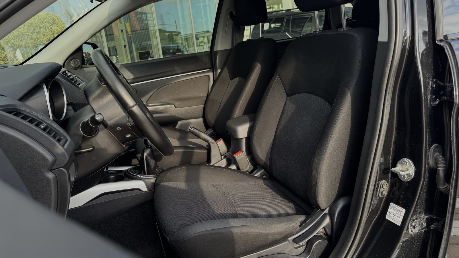 Інші авто MITSUBISHI ASX 2012 року з пробігом 164191 км, Універсал, Тойота Центр Чернігів "Соллі-Плюс", м.Чернігів - 375000 ГРН | Фото № 12