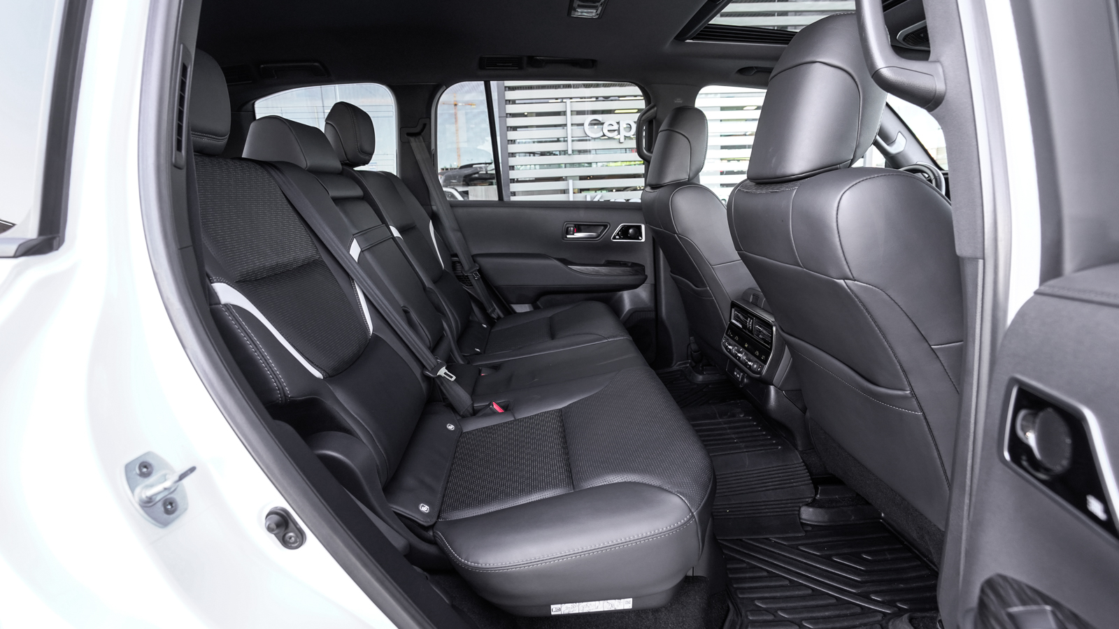 Toyota LAND CRUISER 2023 року з пробігом 62938 км, Універсал, Тойота Центр Львів "Діамант", м.Львів - 3361500 ГРН | Фото № 7