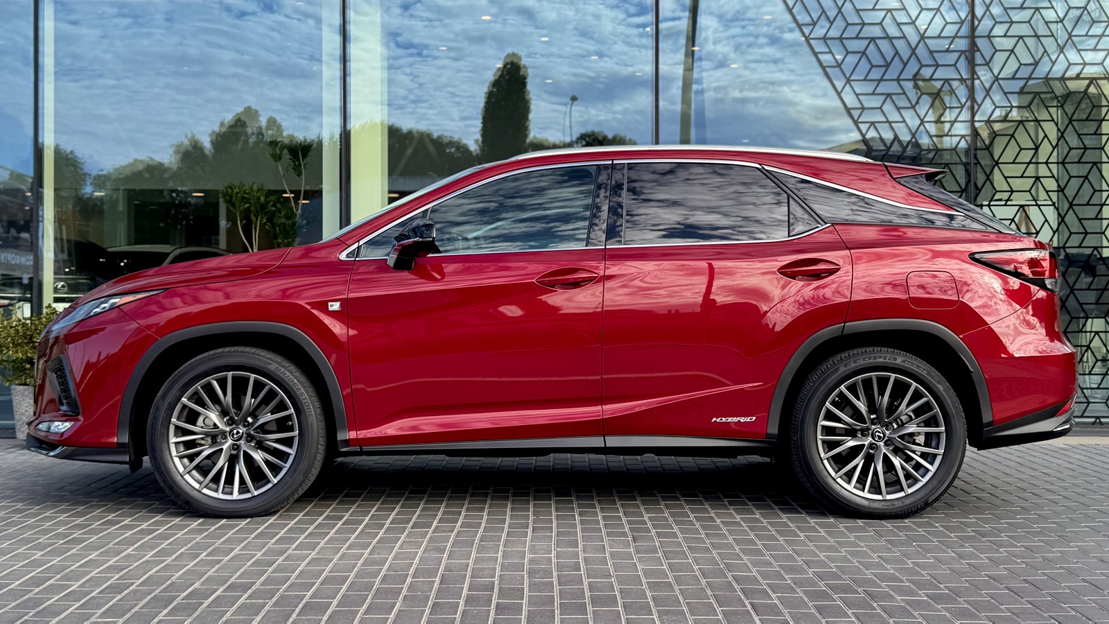 Lexus RX 2021 року з пробігом 31068 км, Універсал, Лексус Одеса, м.Одеса - 2168250 ГРН | Фото № 3
