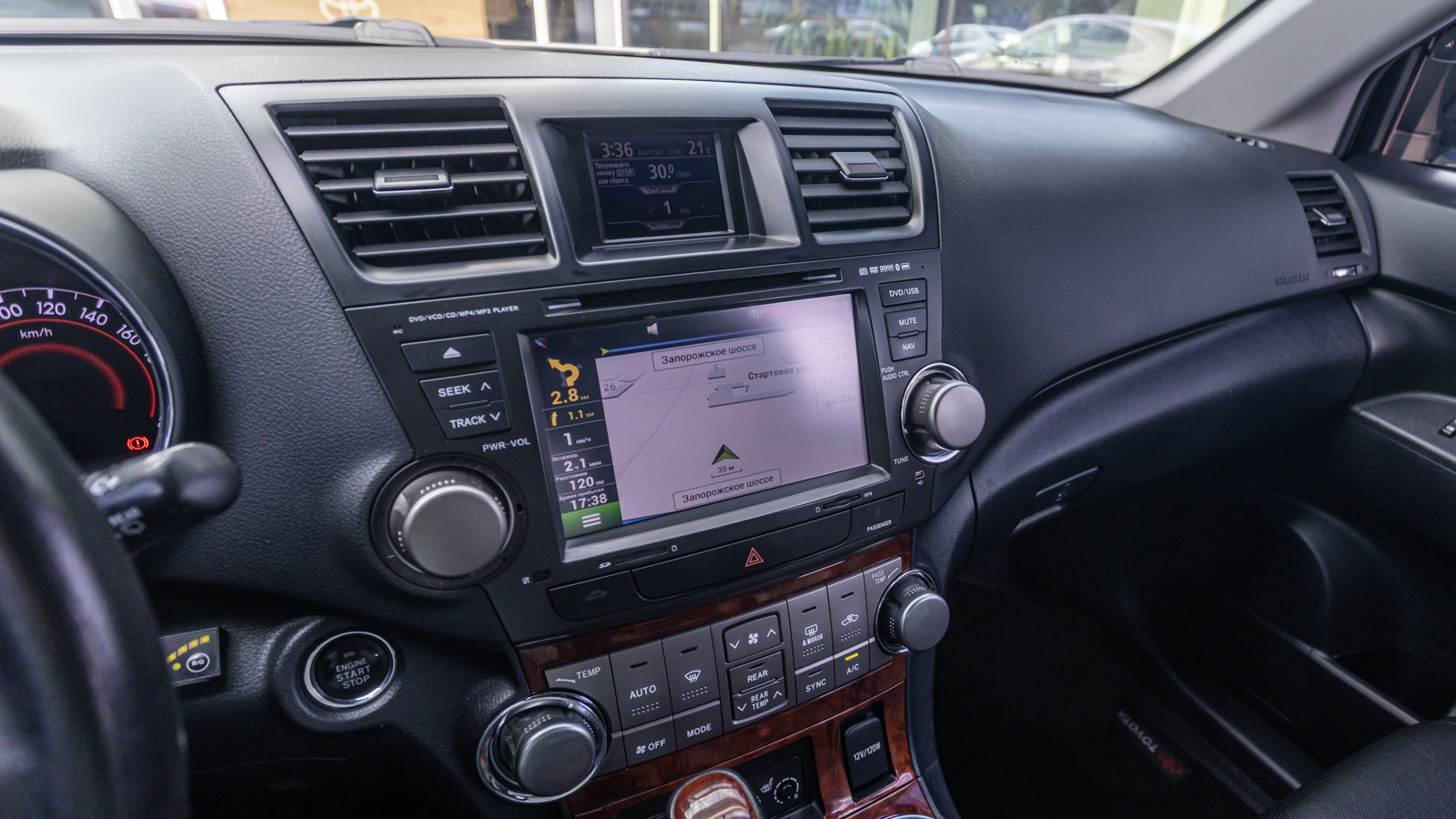 Toyota HIGHLANDER 2013 року з пробігом 206406 км, Універсал, Тойота Центр Дніпро "Алмаз Мотор" на Запорізькому шосе, м.Дніпро - 765000 ГРН | Фото № 18