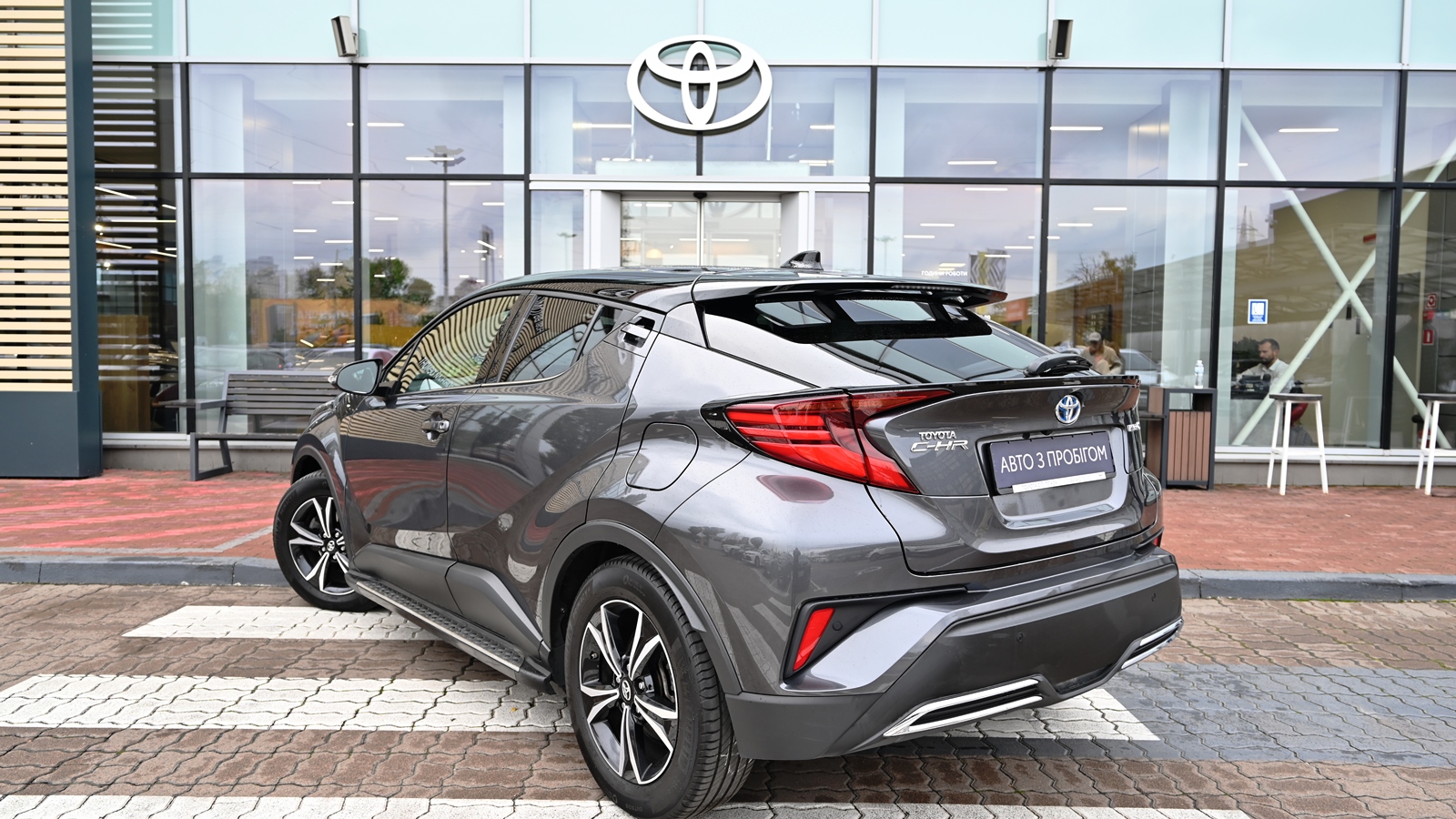Toyota C-HR 2022 року з пробігом 100609 км, Хетчбек, Тойота Центр Київ "Сіті Плаза", м.Київ - 1133000 ГРН | Фото № 2