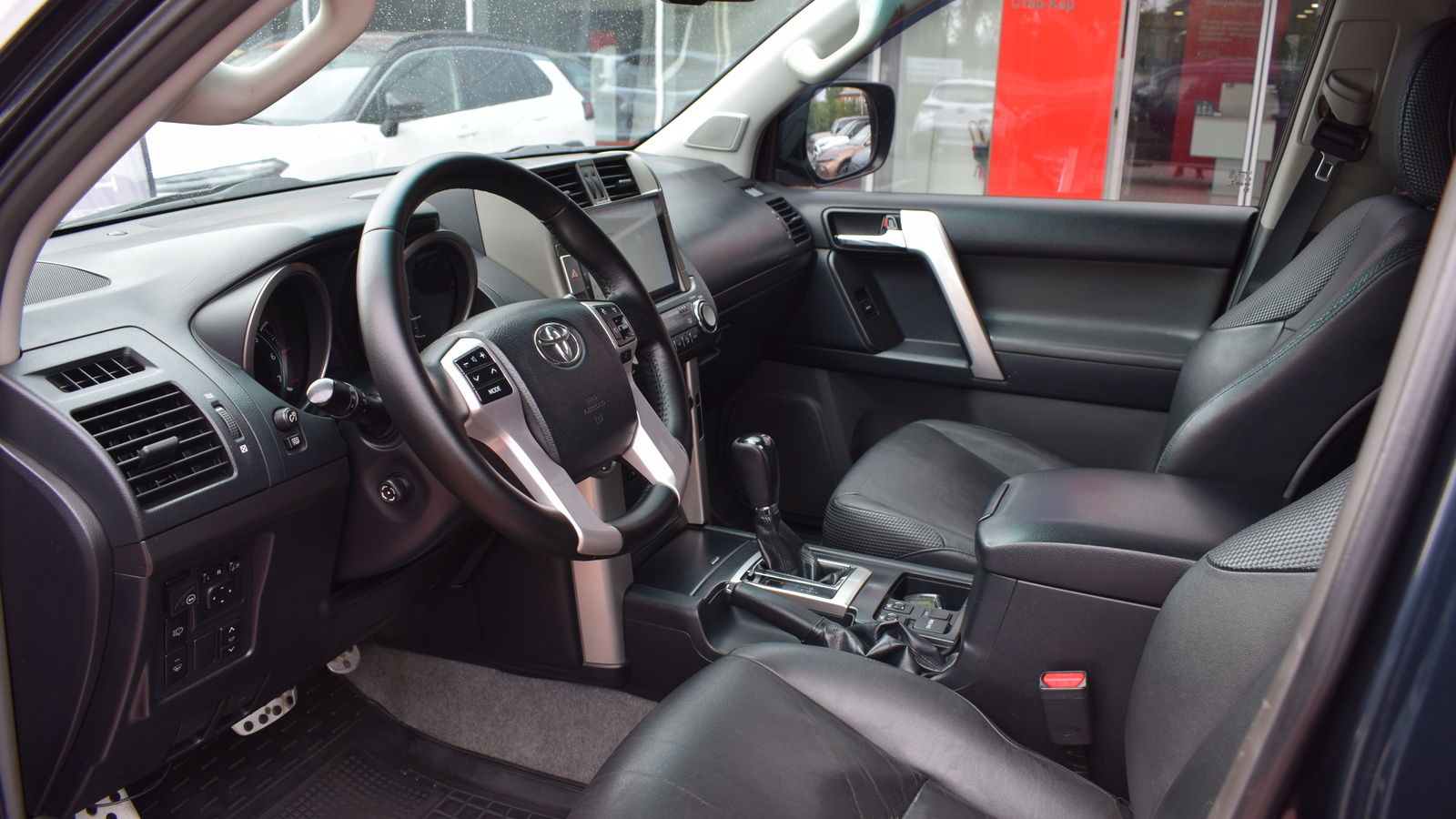 Toyota LAND CRUISER PRADO 2012 року з пробігом 295322 км, Універсал, Тойота Центр Житомир "Стар - Кар", м.Житомир - 1099750 ГРН | Фото № 12