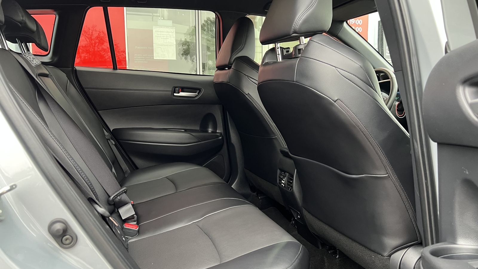 Toyota COROLLA CROSS 2023 року з пробігом 39659 км, Універсал, Тойота Центр Вінниця "Преміум Мотор", м.Вінниця - 1445500 ГРН | Фото № 7