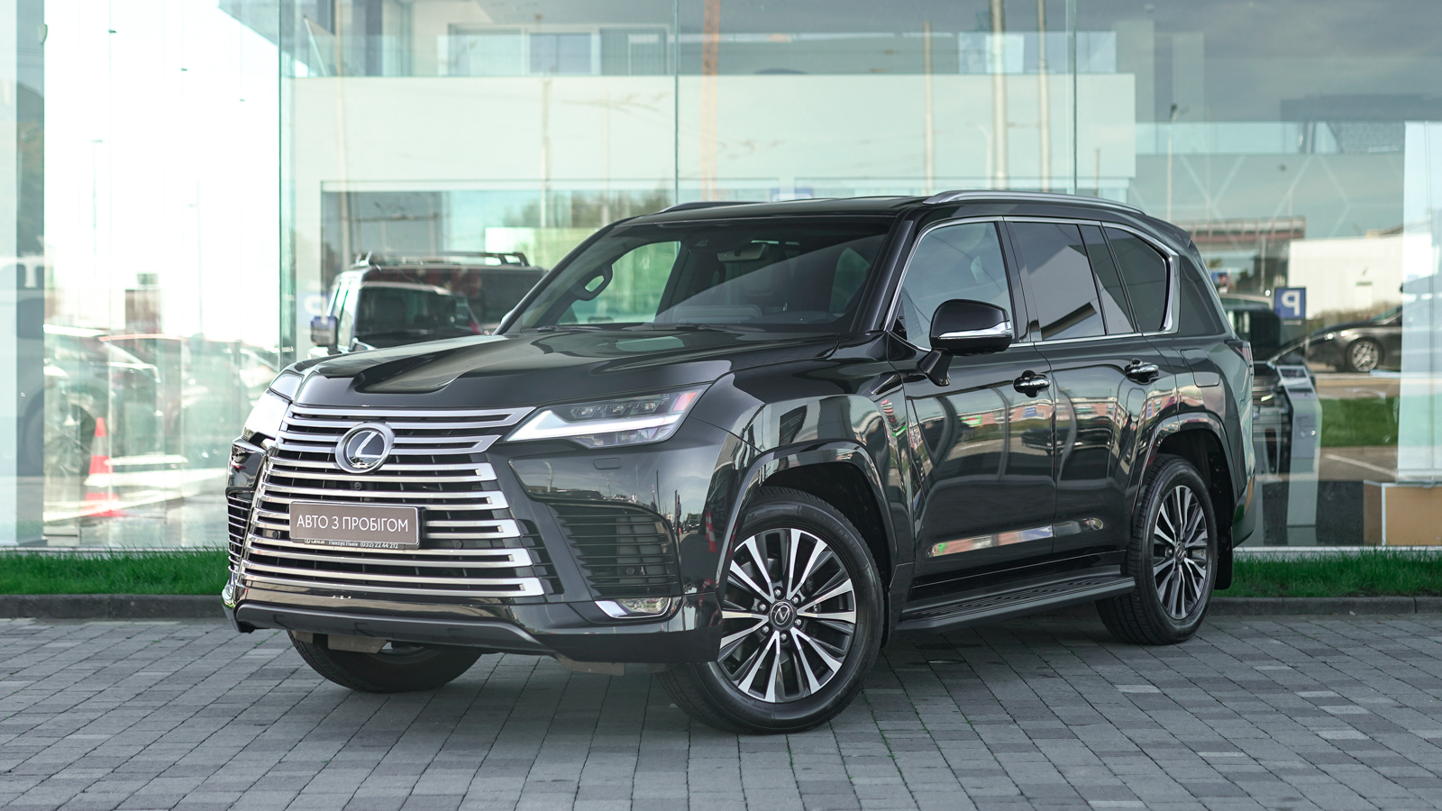Lexus LX 2024 року з пробігом 15029 км, Універсал, Лексус Львів, м.Львів - 4980000 ГРН | Фото № 1
