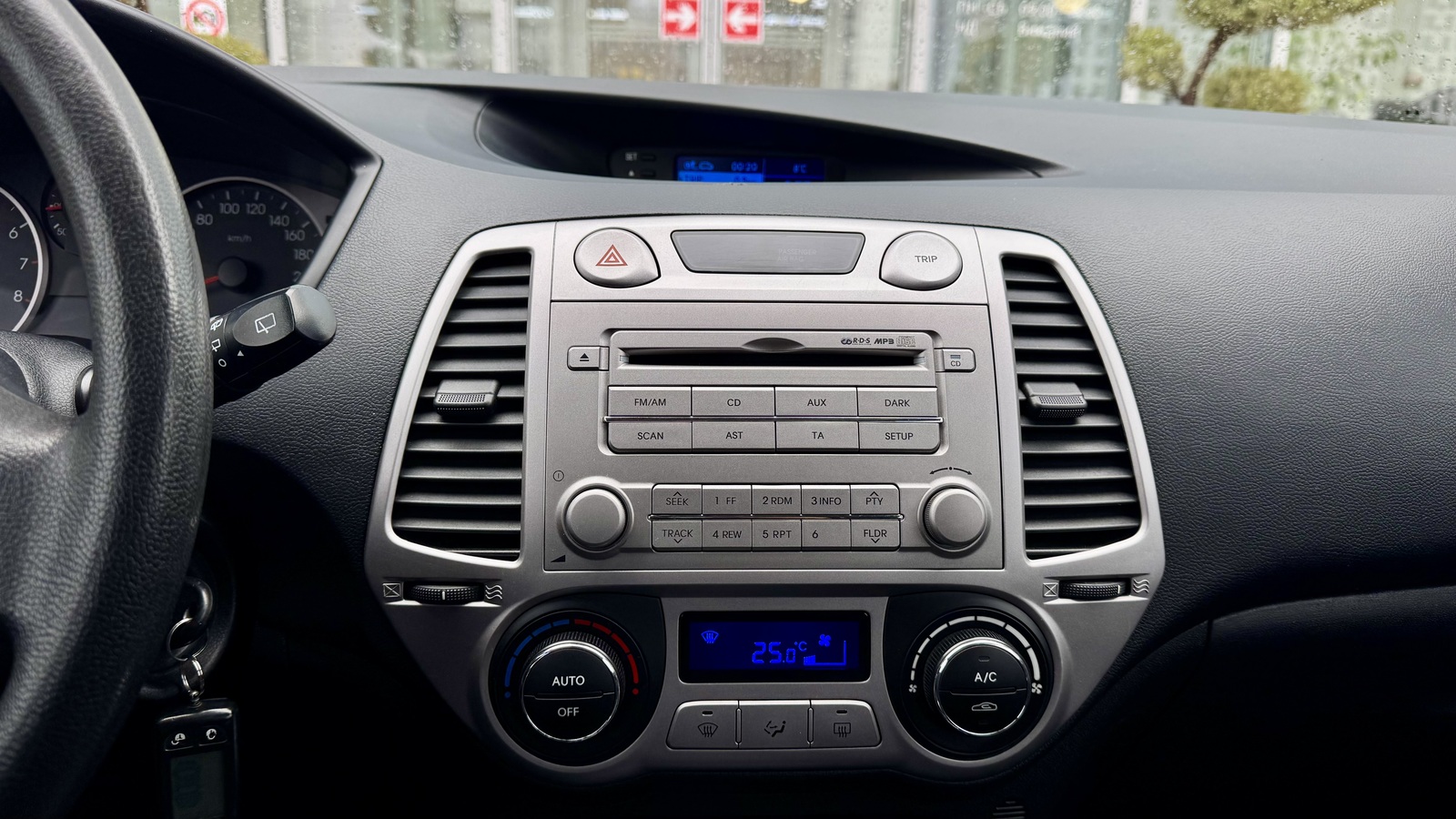 Інші авто HYUNDAI I20 2011 року з пробігом 111000 км, Хетчбек, Тойота Центр Чернігів "Соллі-Плюс", м.Чернігів - 332000 ГРН | Фото № 14