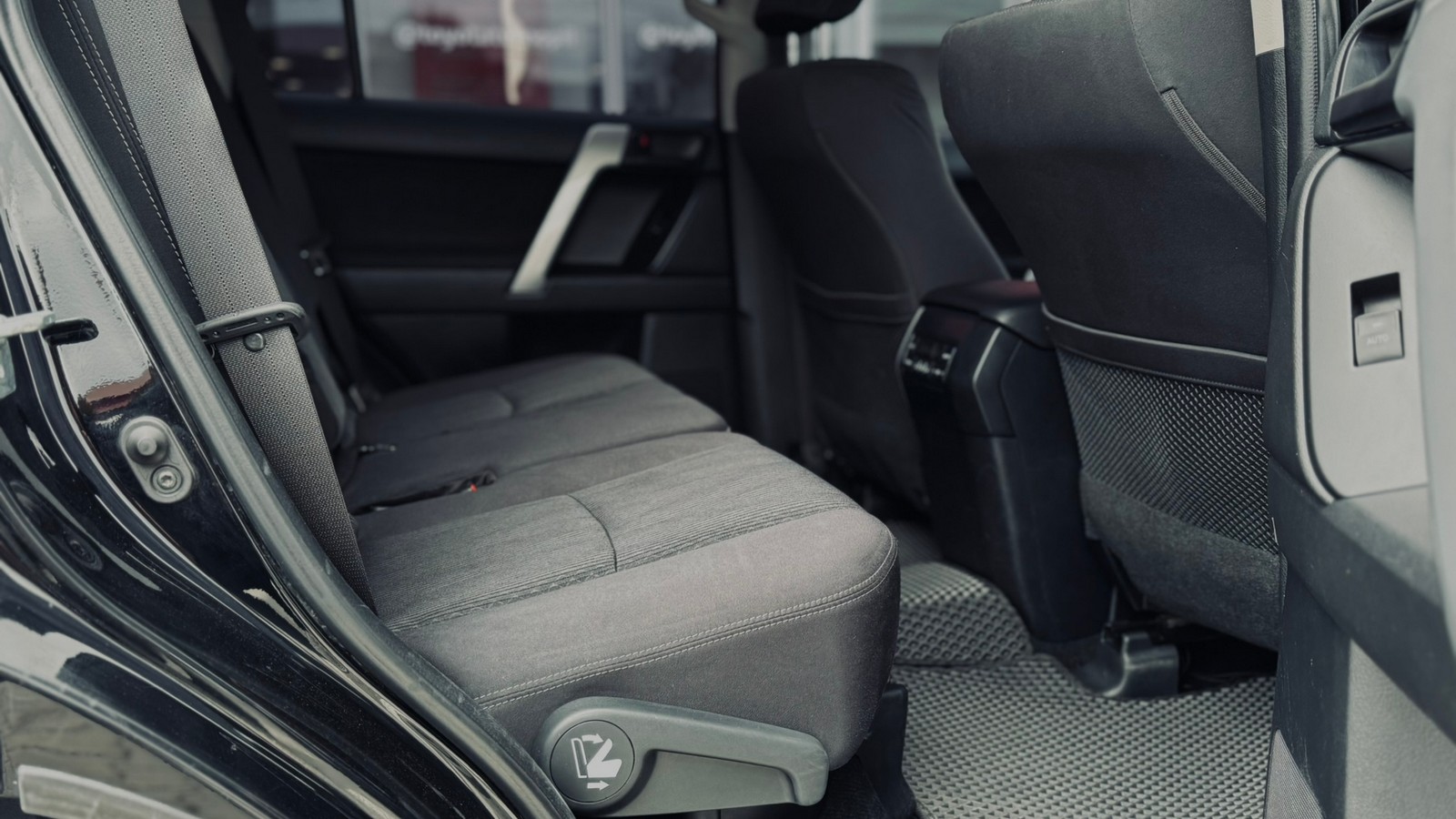 Toyota LAND CRUISER PRADO 2022 року з пробігом 148505 км, Універсал, Тойота Центр Тернопіль "Кристал Моторс", м.Тернопіль - 1730000 ГРН | Фото № 7