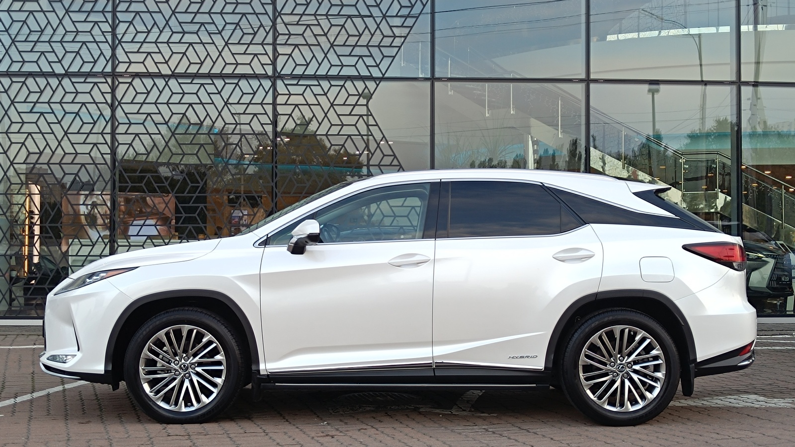 Lexus RX 450h 2021 року з пробігом 53670 км, Універсал, Лексус Київ Захід, м.Київ - 2430000 ГРН | Фото № 3