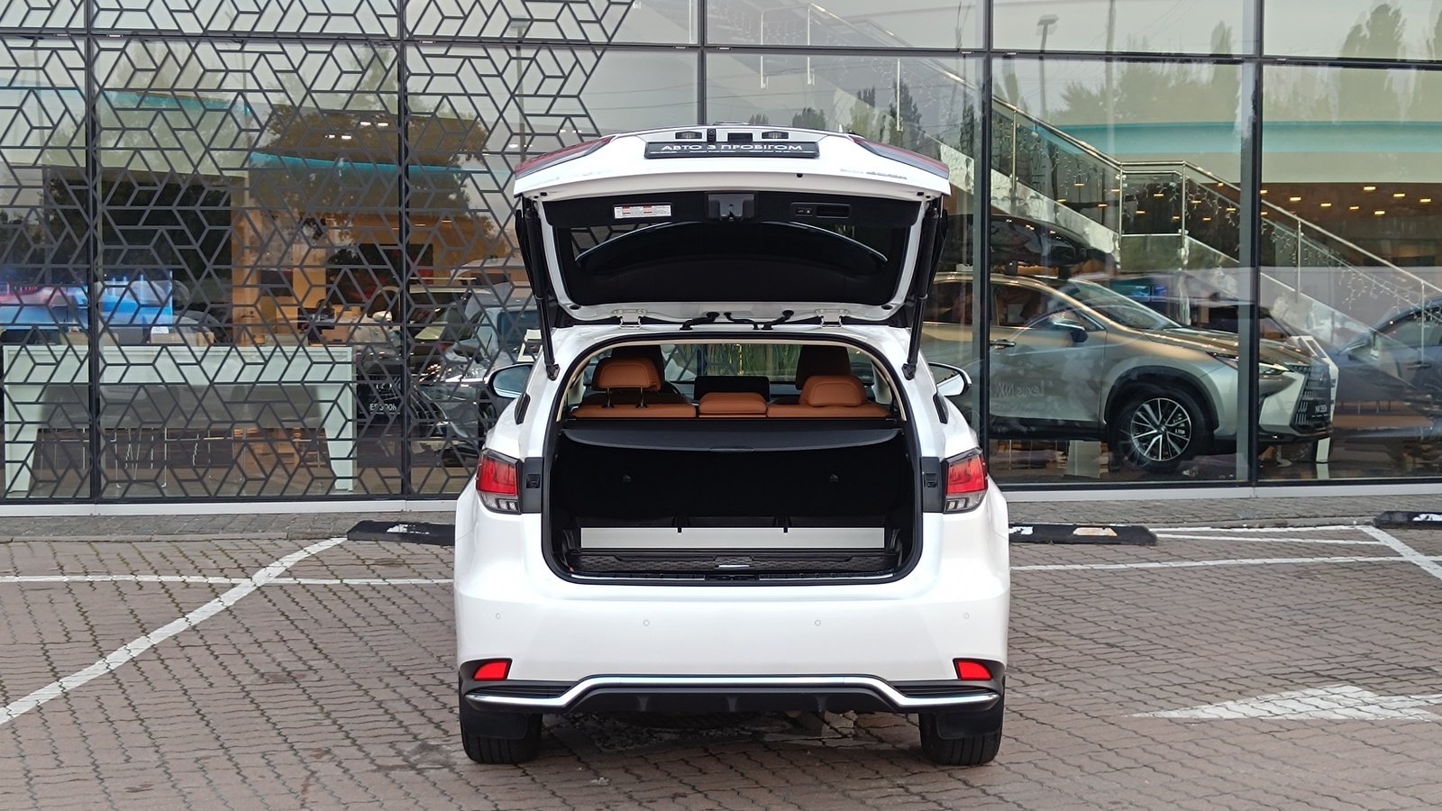 Lexus RX 450h 2021 року з пробігом 53670 км, Універсал, Лексус Київ Захід, м.Київ - 2430000 ГРН | Фото № 10