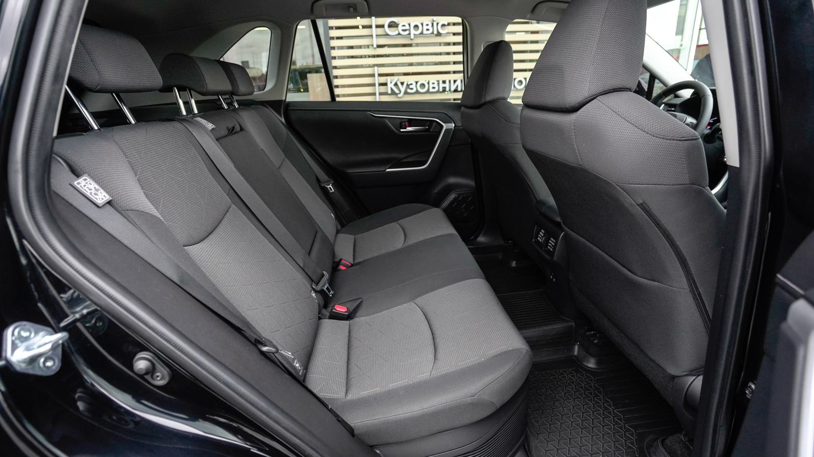 Toyota RAV4 2018 року з пробігом 88660 км, Універсал, Тойота Центр Львів "Діамант", м.Львів - 1245000 ГРН | Фото № 7