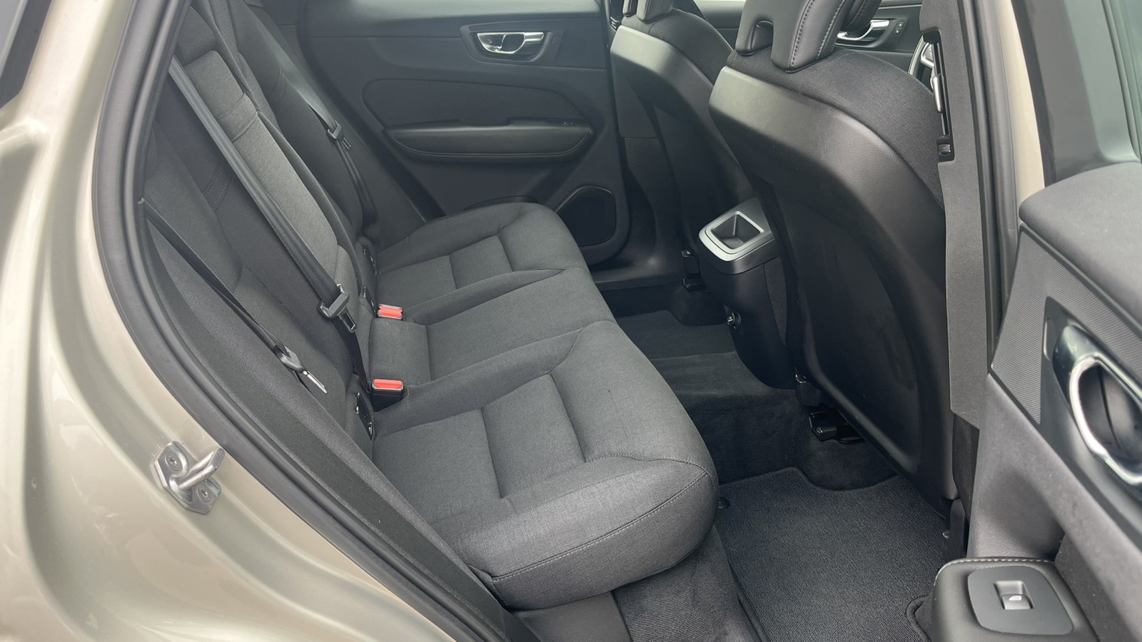 Інші авто VOLVO XC60 2020 року з пробігом 65700 км, Універсал, Тойота Центр Київ "Автосаміт Укравто", м.Київ - 1226610 ГРН | Фото № 7