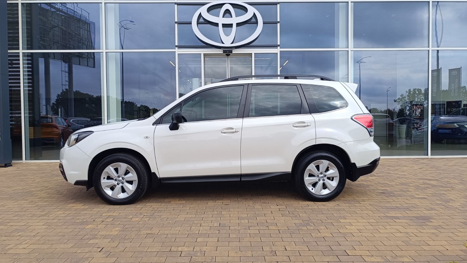 Інші авто SUBARU FORESTER 2016 року з пробігом 141827 км, Універсал, Тойота Центр Київ «ВІДІ Аеропорт», м.Київ - 690000 ГРН | Фото № 3