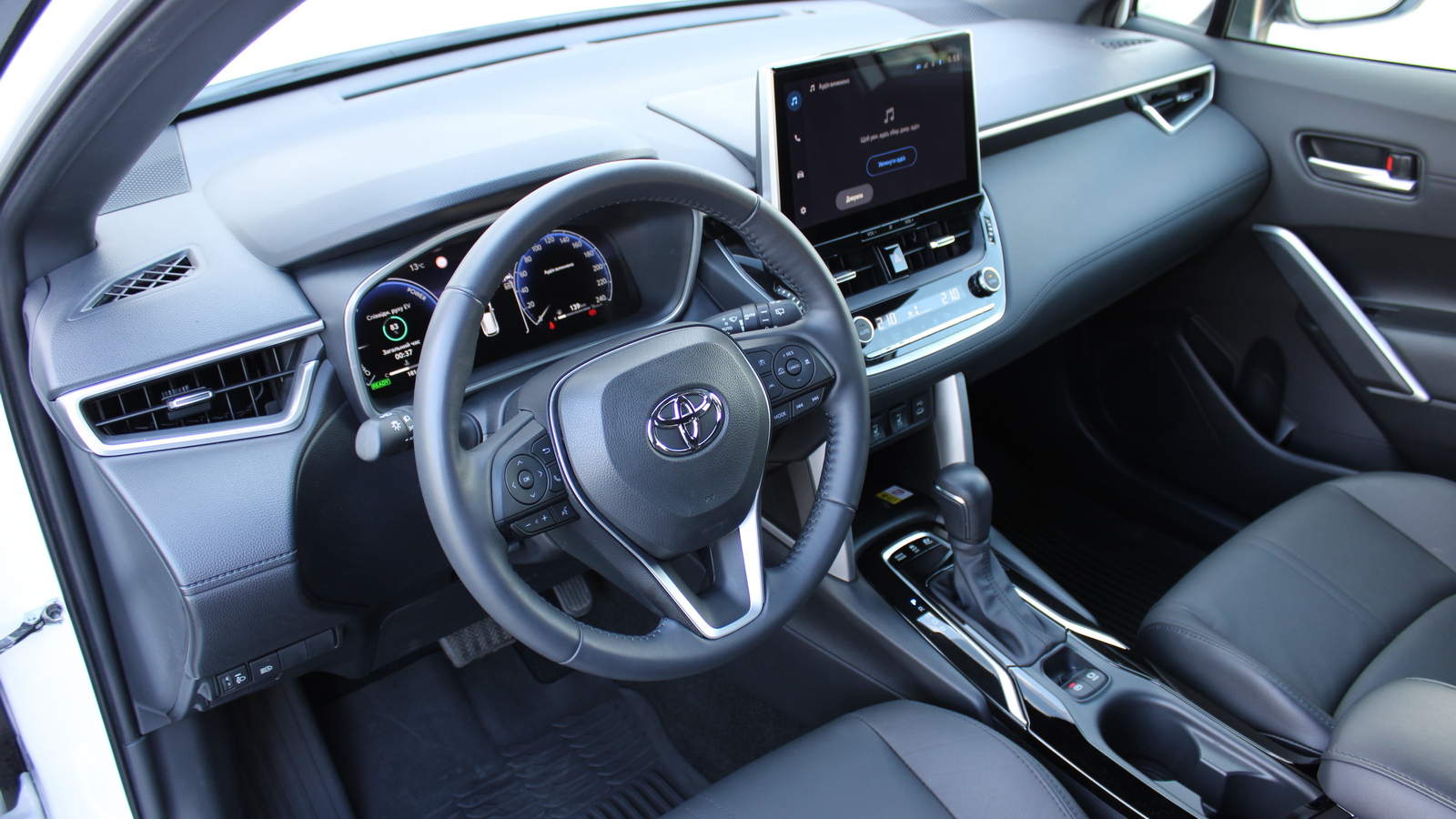 Toyota COROLLA CROSS 2024 року з пробігом 1812 км, Універсал, Тойота Центр Черкаси "Мотор Сіті", м.Черкаси - 1600170 ГРН | Фото № 12