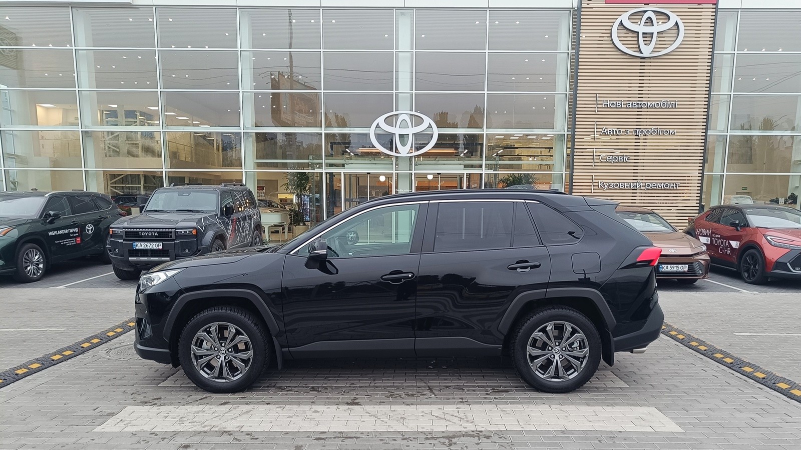 Toyota RAV4 2024 року з пробігом 13425 км, Універсал, Тойота Центр Київ "ВіДі Автострада", м.Київ - 1860000 ГРН | Фото № 3