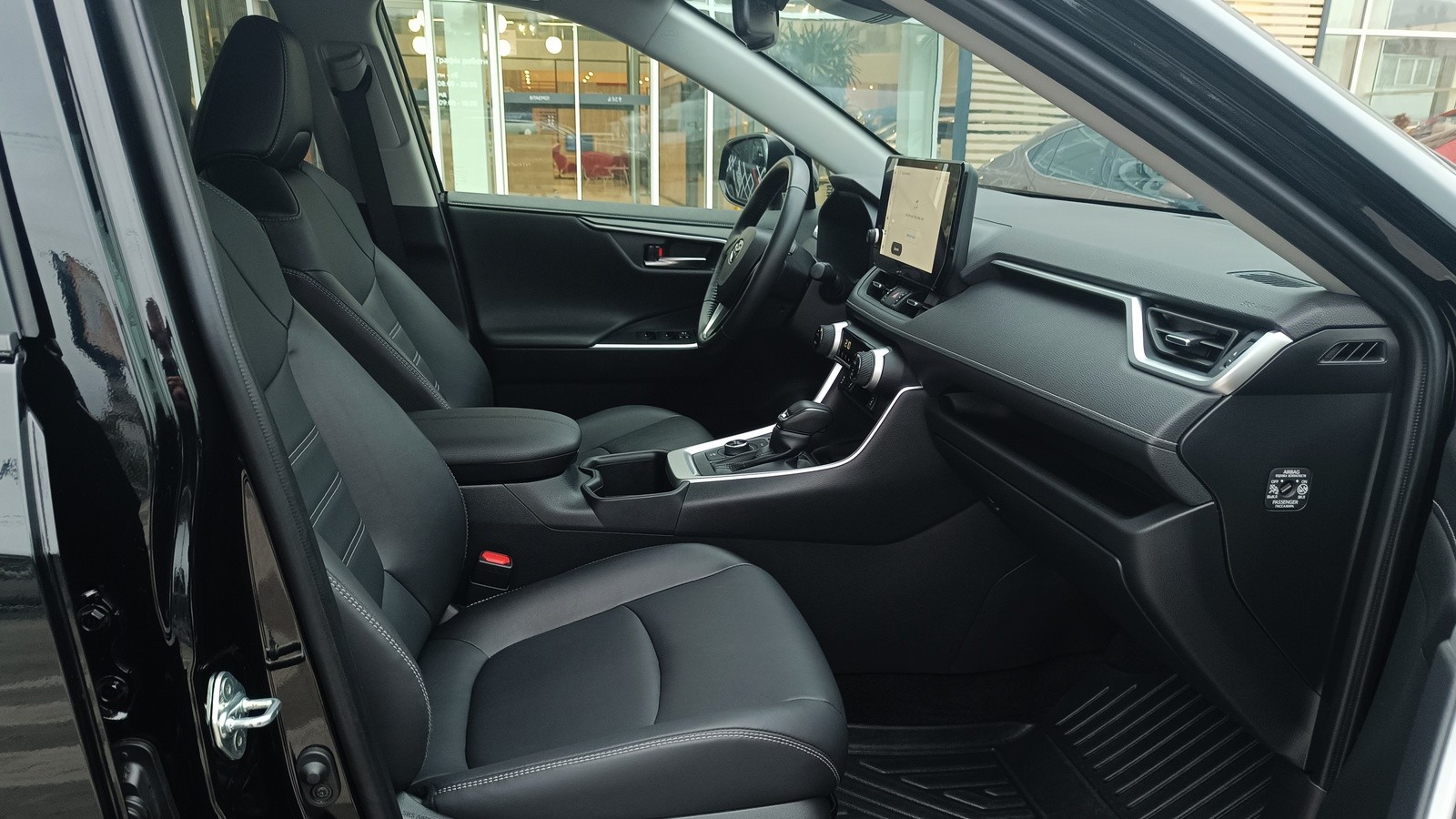 Toyota RAV4 2024 року з пробігом 13425 км, Універсал, Тойота Центр Київ "ВіДі Автострада", м.Київ - 1860000 ГРН | Фото № 6