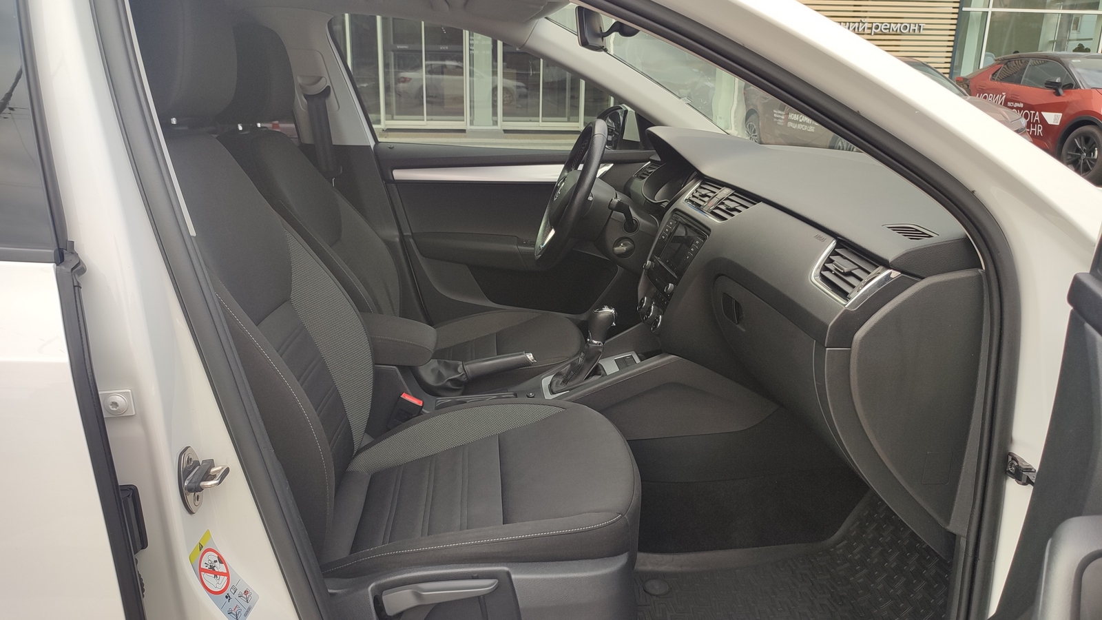 Інші авто SKODA OCTAVIA 2018 року з пробігом 127088 км, Ліфтбек, Тойота Центр Київ "ВіДі Автострада", м.Київ - 697000 ГРН | Фото № 6