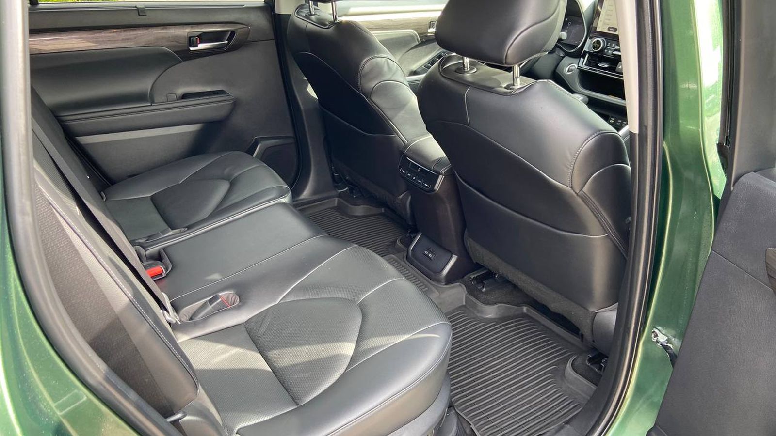 Toyota HIGHLANDER 2022 року з пробігом 40700 км, Універсал, Тойота Центр Хмельницький "Гранд Мотор", м.Хмельницький - 2250000 ГРН | Фото № 7