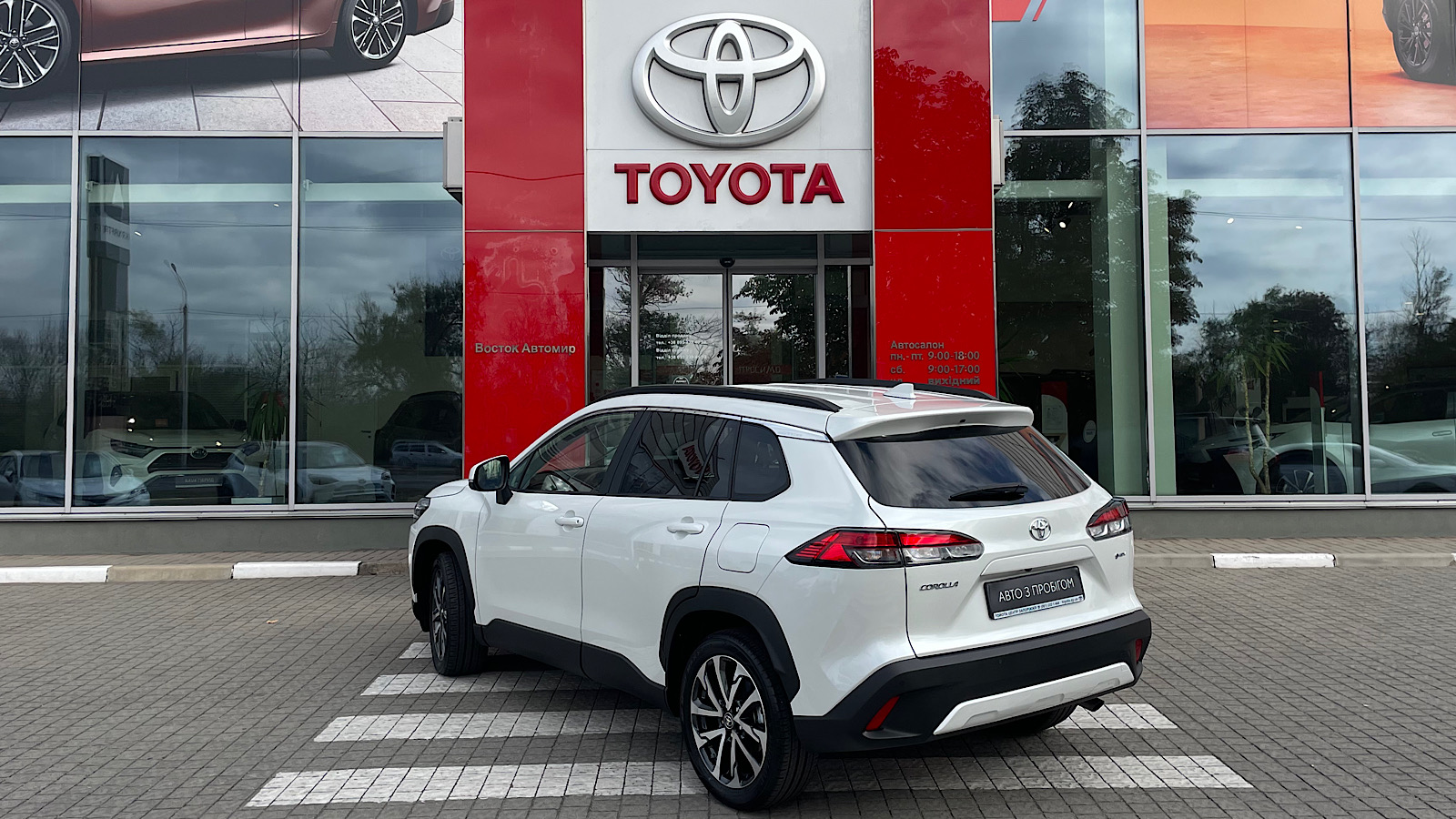 Toyota COROLLA CROSS 2024 року з пробігом 1100 км, Універсал, Тойота Центр Запоріжжя "Восток Автомир", м.Запоріжжя - 1620000 ГРН | Фото № 2