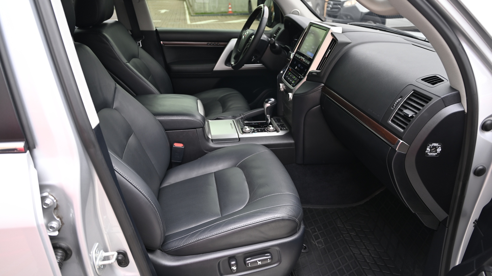 Toyota LAND CRUISER 2017 року з пробігом 261502 км, Універсал, Тойота Центр Київ "Сіті Плаза", м.Київ - 1868420 ГРН | Фото № 6