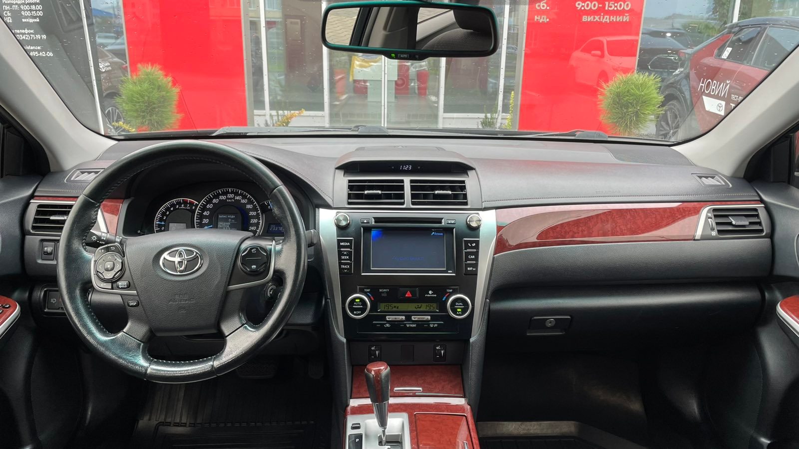 Toyota CAMRY 2013 року з пробігом 233786 км, Седан, Тойота Центр Івано-Франківськ "Класик-Авто", м.Івано-Франківськ - 641700 ГРН | Фото № 8