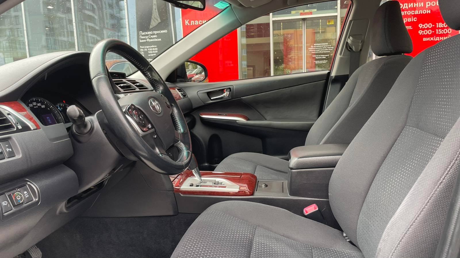 Toyota CAMRY 2013 року з пробігом 233786 км, Седан, Тойота Центр Івано-Франківськ "Класик-Авто", м.Івано-Франківськ - 641700 ГРН | Фото № 12