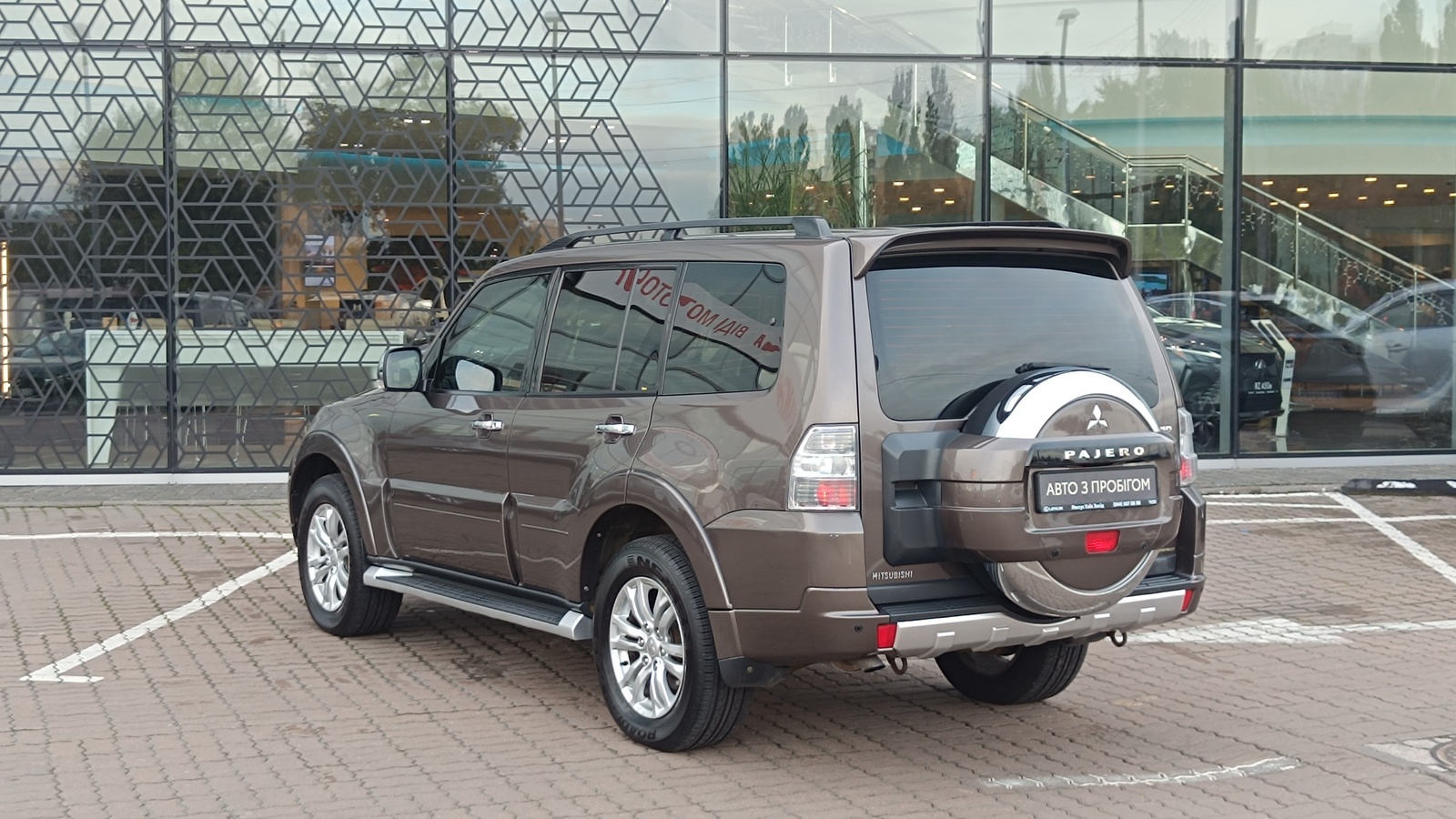 Інші авто MITSUBISHI Pajero Wagon 2011 року з пробігом 176117 км, Універсал, Лексус Київ Захід, м.Київ - 814000 ГРН | Фото № 2