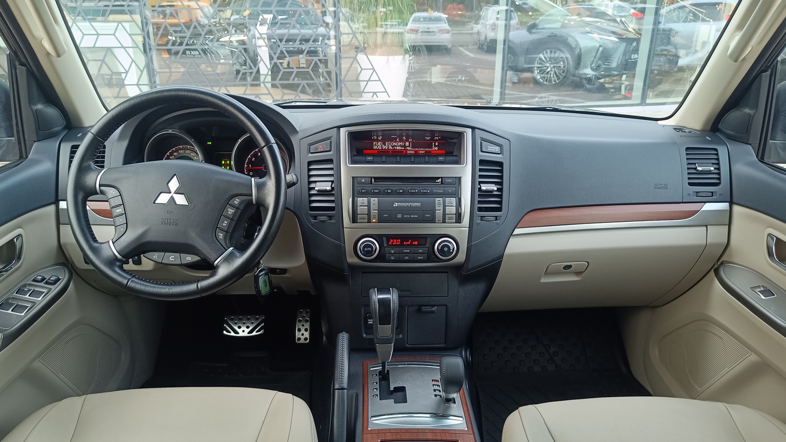 Інші авто MITSUBISHI Pajero Wagon 2011 року з пробігом 176117 км, Універсал, Лексус Київ Захід, м.Київ - 814000 ГРН | Фото № 8