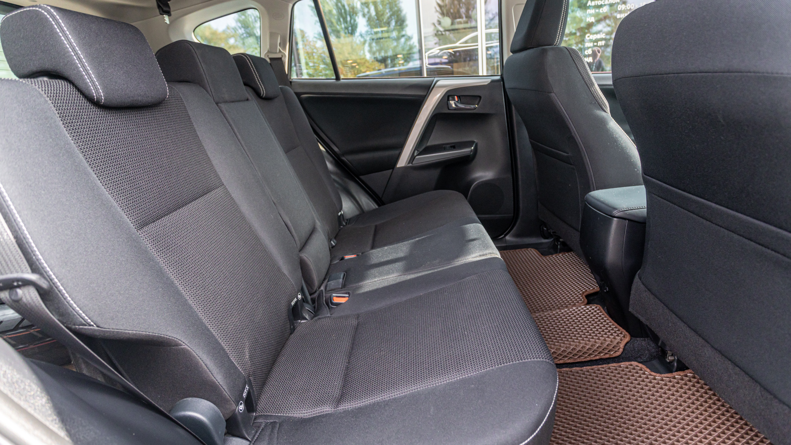 Toyota RAV4 2018 року з пробігом 71445 км, Універсал, Тойота Центр Дніпро "Алмаз Мотор" на Запорізькому шосе, м.Дніпро - 828000 ГРН | Фото № 7