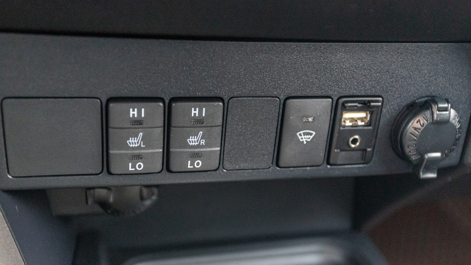 Toyota RAV4 2018 року з пробігом 71445 км, Універсал, Тойота Центр Дніпро "Алмаз Мотор" на Запорізькому шосе, м.Дніпро - 828000 ГРН | Фото № 29