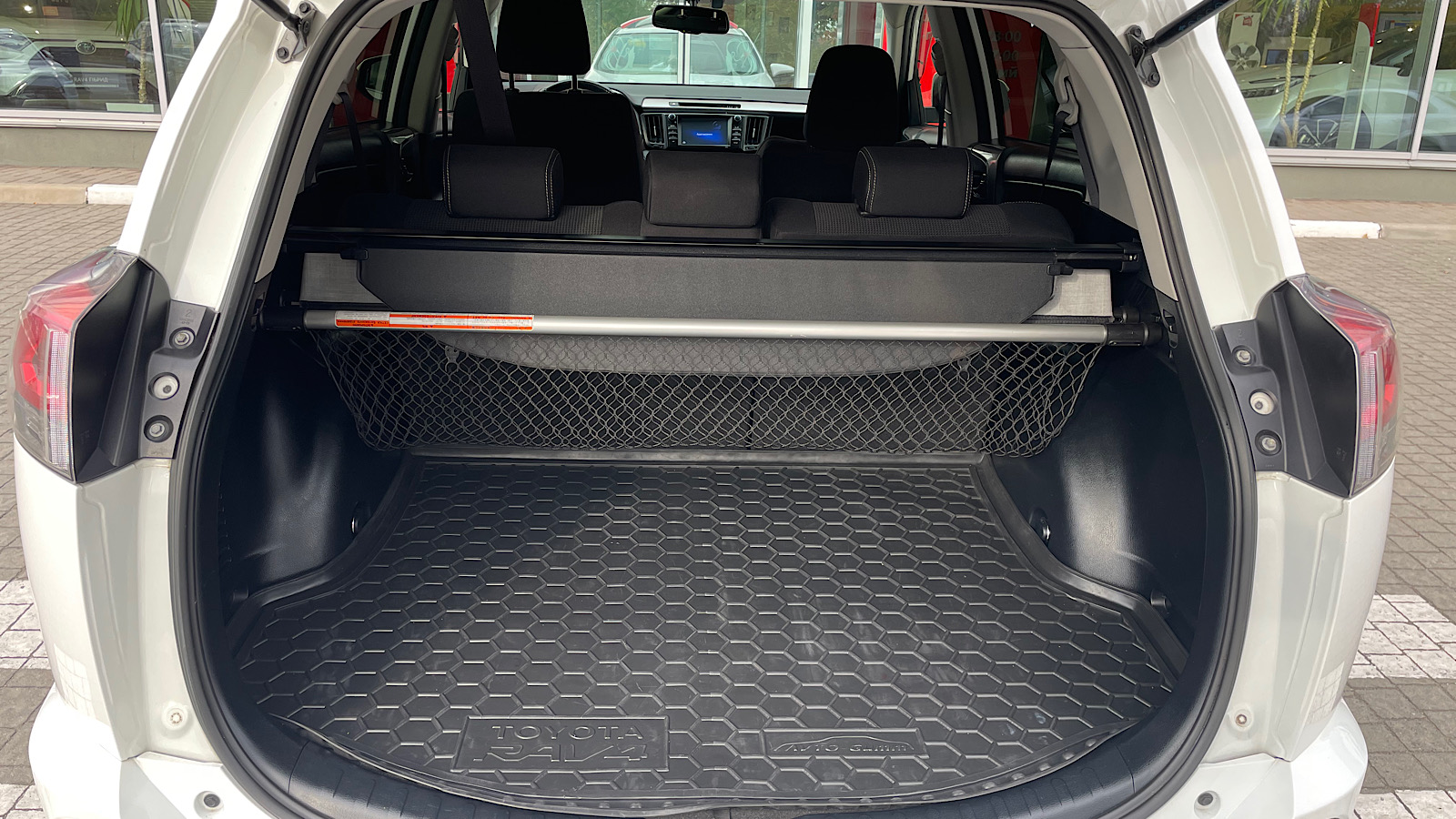 Toyota RAV4 2018 року з пробігом 158000 км, Універсал, Тойота Центр Запоріжжя "Восток Автомир", м.Запоріжжя - 830000 ГРН | Фото № 10