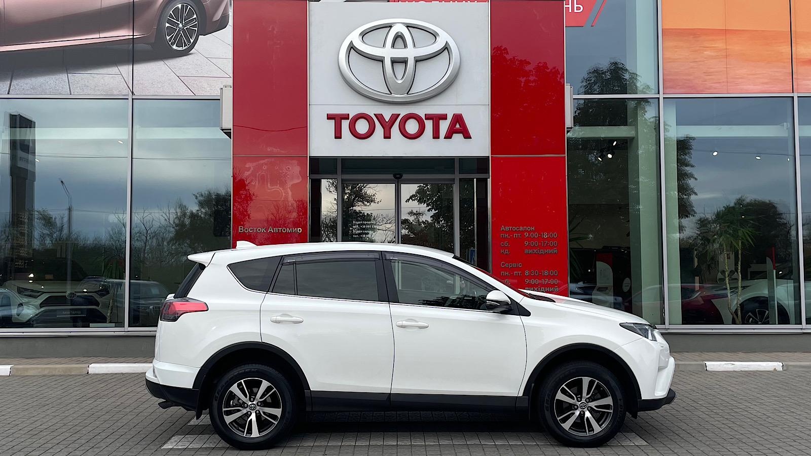 Toyota RAV4 2018 року з пробігом 158000 км, Універсал, Тойота Центр Запоріжжя "Восток Автомир", м.Запоріжжя - 830000 ГРН | Фото № 17