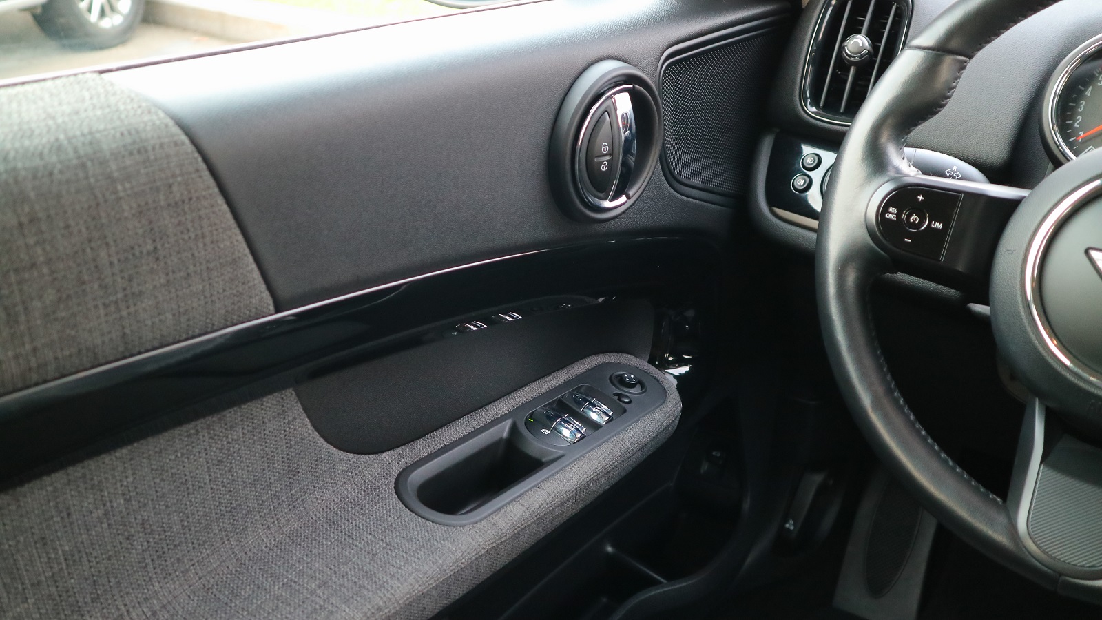 Інші авто MINI COUNTRYMAN 2021 року з пробігом 92192 км, Універсал, Тойота Центр Київ "Автосаміт Укравто Столичне", м.Київ - 1169000 ГРН | Фото № 16