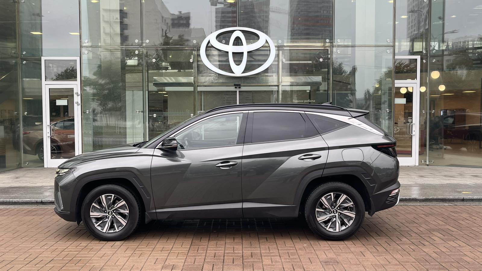 Інші авто HYUNDAI TUCSON 2021 року з пробігом 100000 км, Універсал, Тойота Центр Київ "Автосаміт Укравто", м.Київ - 1051036 ГРН | Фото № 3