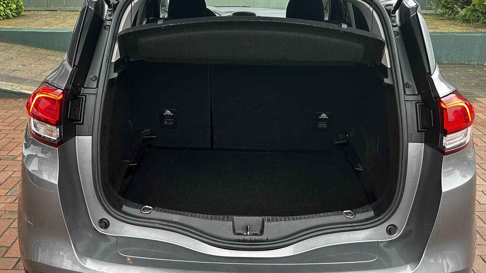 Інші авто RENAULT SCENIC 2017 року з пробігом 207827 км, Універсал, Тойота Центр Чернівці "Олімп-Моторс", м.Чернівці - 516250 ГРН | Фото № 10