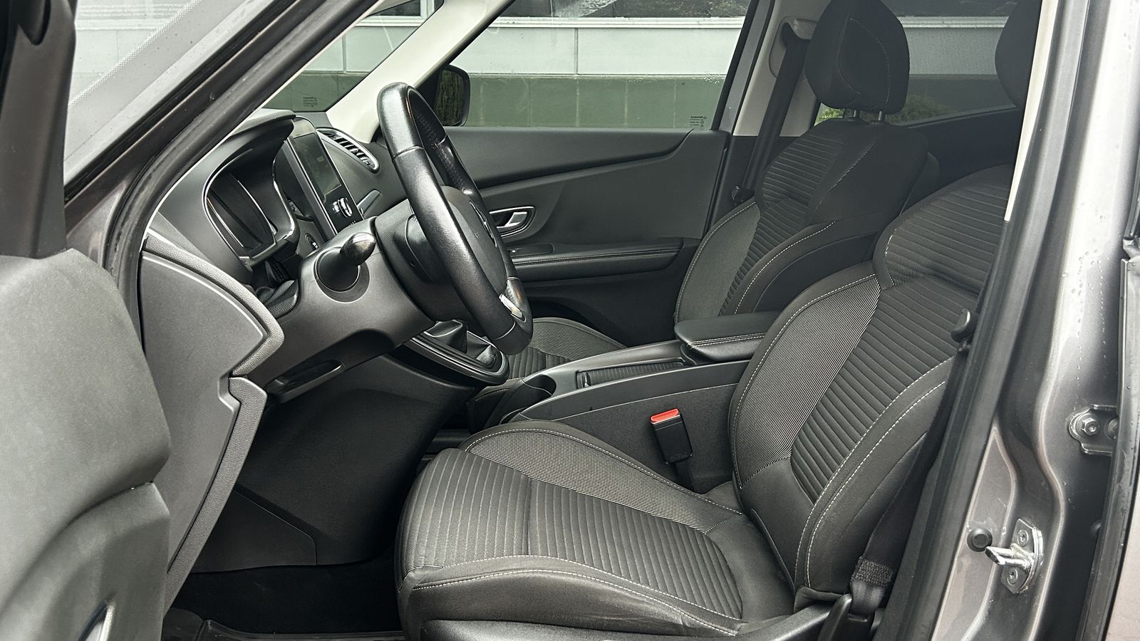 Інші авто RENAULT SCENIC 2017 року з пробігом 207827 км, Універсал, Тойота Центр Чернівці "Олімп-Моторс", м.Чернівці - 516250 ГРН | Фото № 12