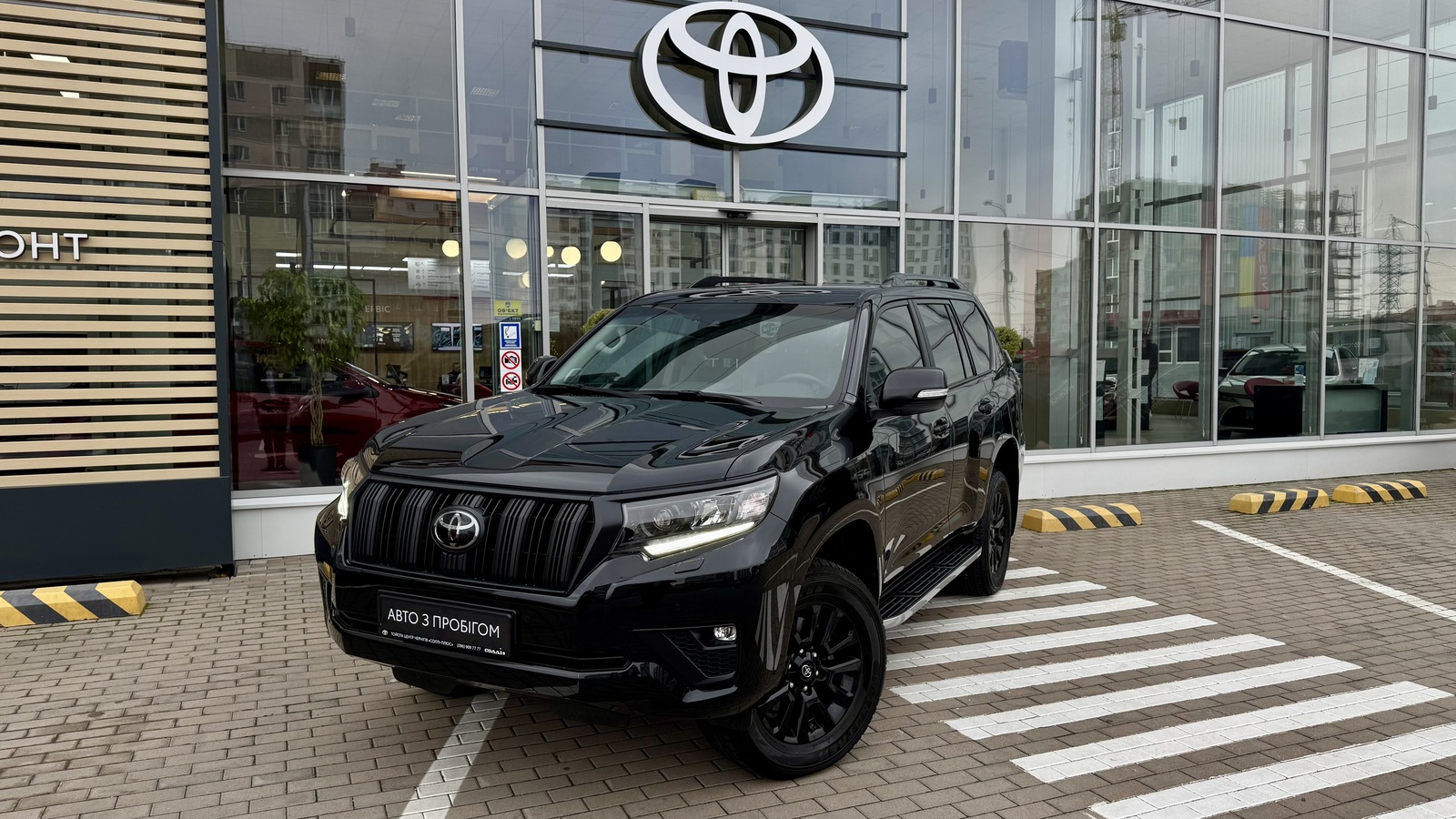 Toyota LAND CRUISER PRADO 2023 року з пробігом 31498 км, Універсал, Тойота Центр Чернігів "Соллі-Плюс", м.Чернігів - 2327000 ГРН | Фото № 1