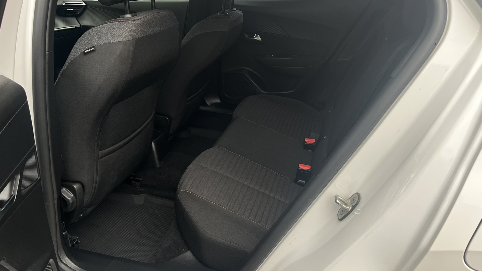 Інші авто PEUGEOT 2008 2021 року з пробігом 60700 км, Універсал, Тойота Центр Київ "Автосаміт Укравто", м.Київ - 749650 ГРН | Фото № 11