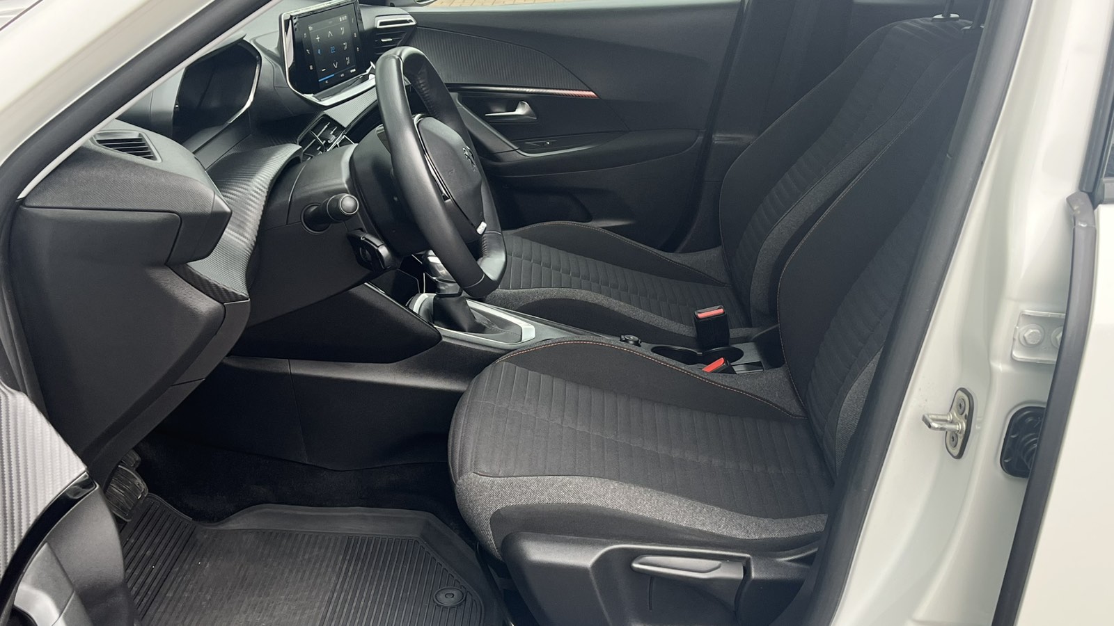 Інші авто PEUGEOT 2008 2021 року з пробігом 60700 км, Універсал, Тойота Центр Київ "Автосаміт Укравто", м.Київ - 749650 ГРН | Фото № 12