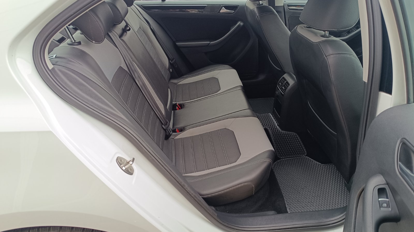 Інші авто VOLKSWAGEN JETTA 2016 року з пробігом 138289 км, Седан, Тойота Центр Київ «ВІДІ Аеропорт», м.Київ - 500000 ГРН | Фото № 6
