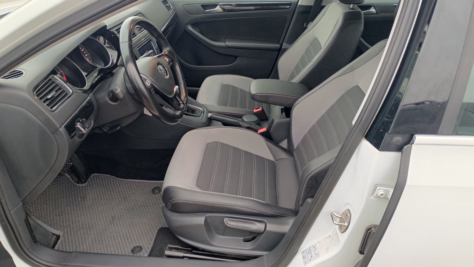 Інші авто VOLKSWAGEN JETTA 2016 року з пробігом 138289 км, Седан, Тойота Центр Київ «ВІДІ Аеропорт», м.Київ - 500000 ГРН | Фото № 11