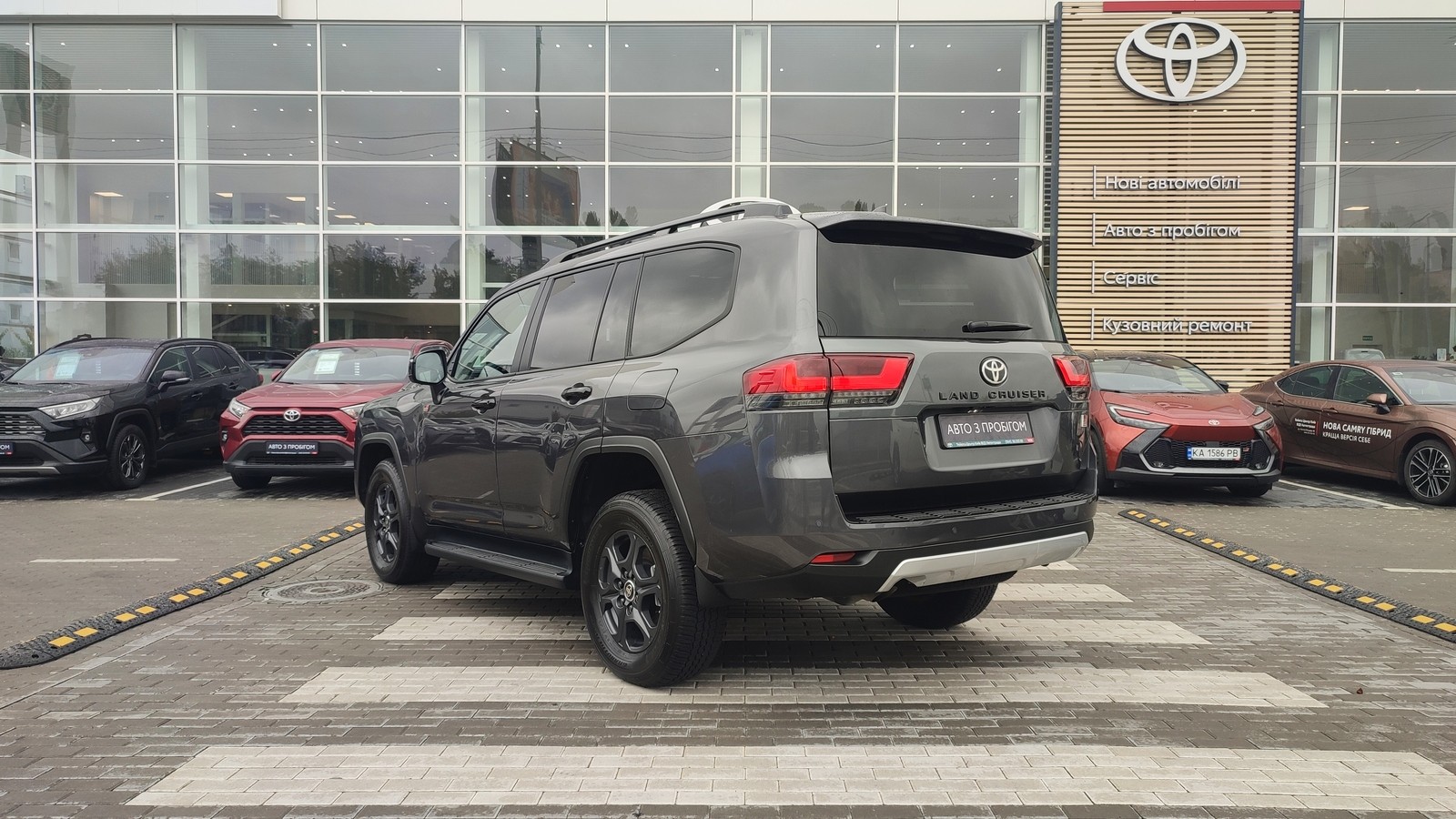Toyota LAND CRUISER 2022 року, Універсал, Тойота Центр Київ "ВіДі Автострада", м.Київ | Фото № 2 Toyota LAND CRUISER 2022 року з пробігом 34286 км, Універсал, Тойота Центр Київ "ВіДі Автострада", м.Київ - 3695000 ГРН | Фото № 2