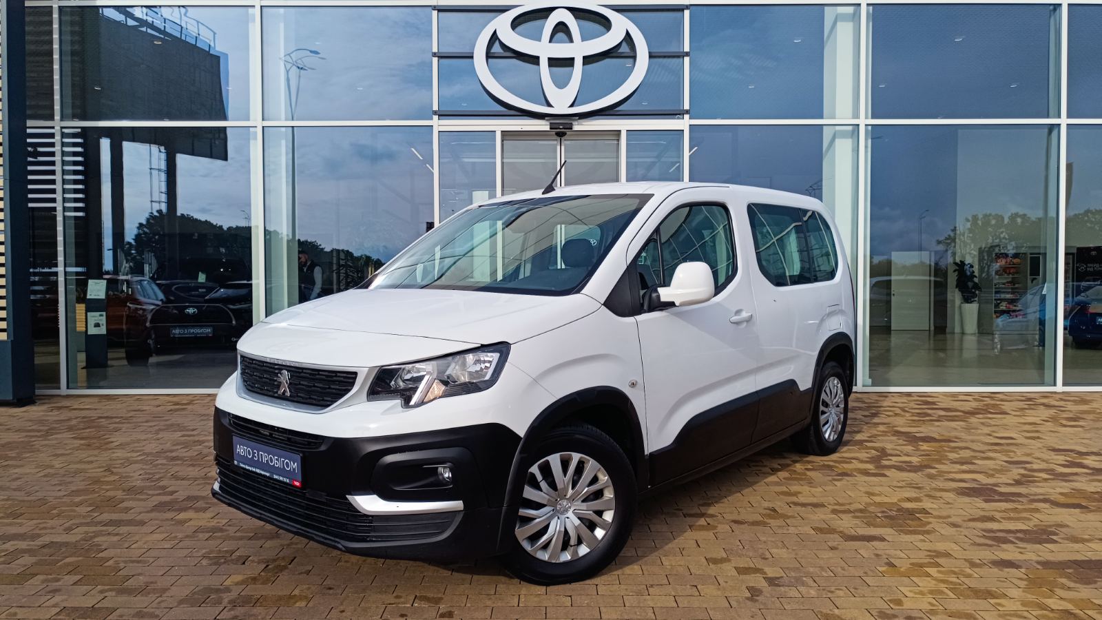 Інші авто PEUGEOT Rifter 2020 року з пробігом 138352 км, Універсал, Тойота Центр Київ «ВІДІ Аеропорт», м.Київ - 620000 ГРН | Фото № 1