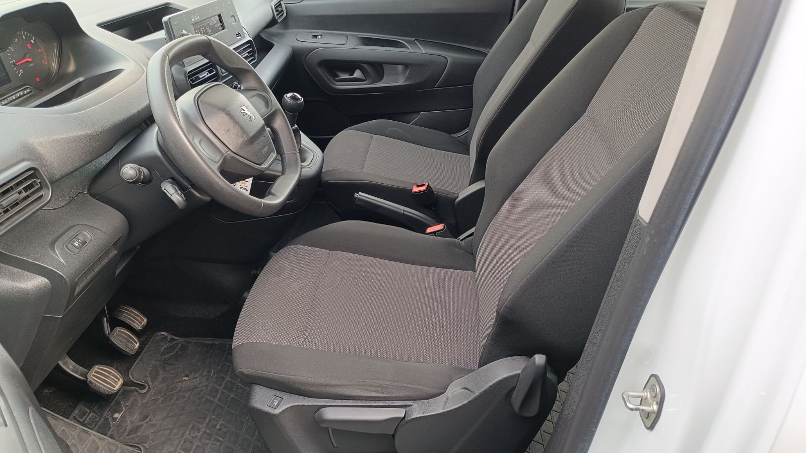 Інші авто PEUGEOT Rifter 2020 року з пробігом 138352 км, Універсал, Тойота Центр Київ «ВІДІ Аеропорт», м.Київ - 620000 ГРН | Фото № 11