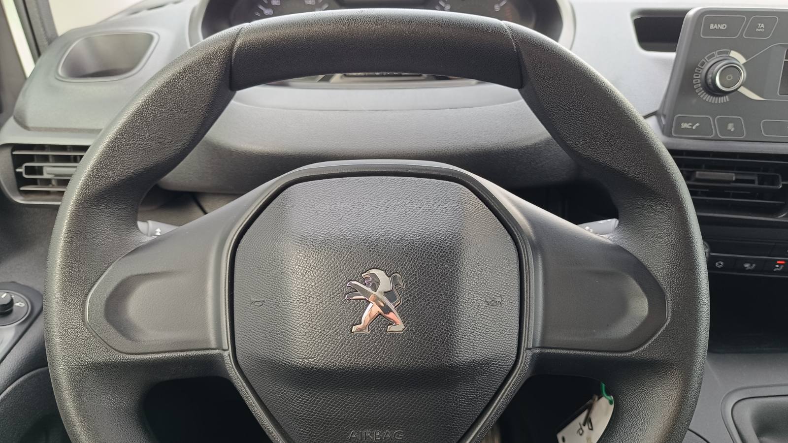 Інші авто PEUGEOT Rifter 2020 року з пробігом 138352 км, Універсал, Тойота Центр Київ «ВІДІ Аеропорт», м.Київ - 620000 ГРН | Фото № 13