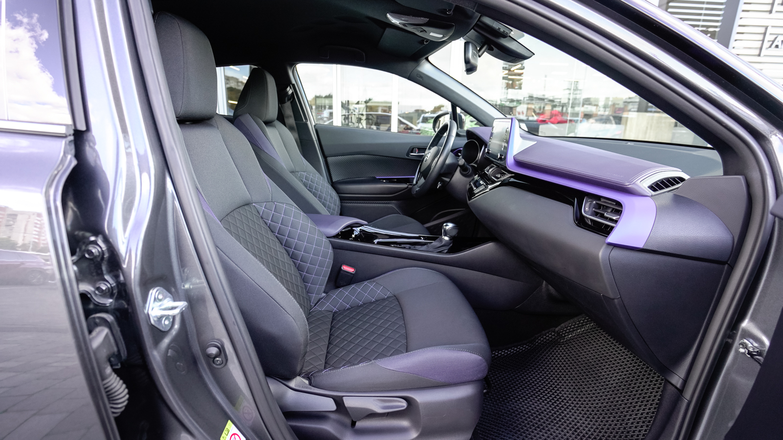 Toyota C-HR 2020 року з пробігом 27381 км, Хетчбек, Тойота Центр Львів "Діамант", м.Львів - 1203500 ГРН | Фото № 6
